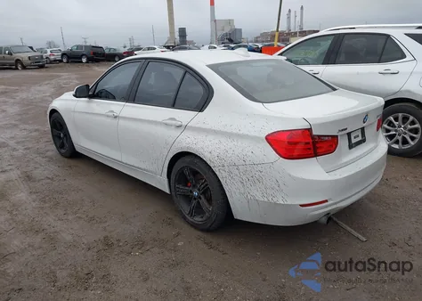 2015 BMW 320I xDrive из США, поврежденный, VIN WBA3C3C56FP664801